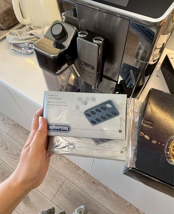 DeLonghi PrimaDonna Elite Experience ECAM 650.85.MS