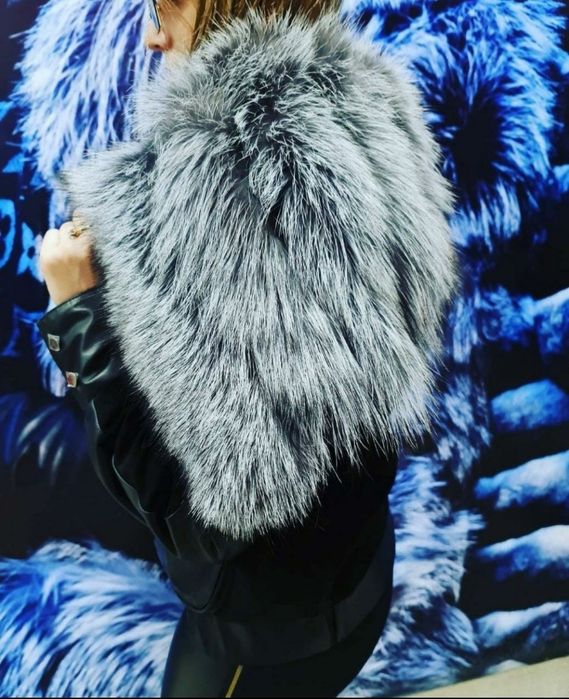 Продам пуховик полностью натуральная