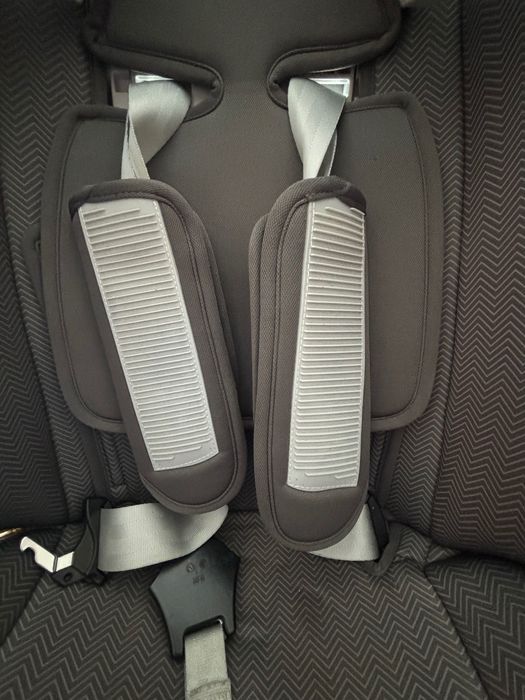 Детско столче за кола Lionelo Bastiaan One Isofix 0-36 кг