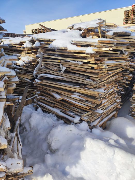 Дрова на паллетах, заготовки.