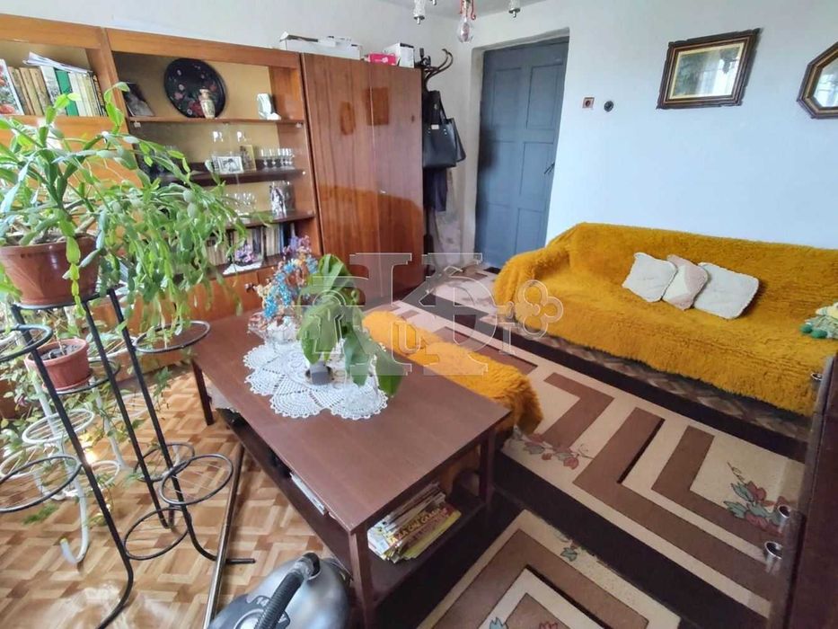 Продава се Къща в Добрич, Автогара - 100 кв.м за 383 €/кв.м - Снимка #3