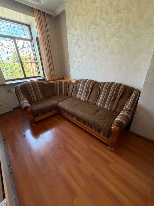продается диван уголок