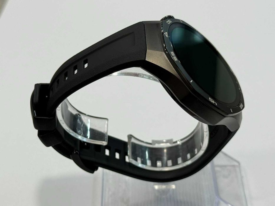 Смарт часовник Huawei GT 5 Pro