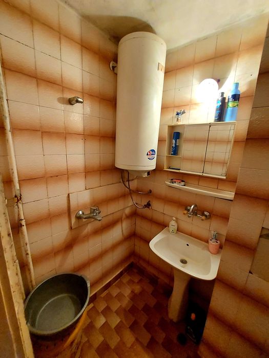 Дава се под наем Двустаен апартамент в Бургас, Възраждане - 62 кв.м за 280.5 € - Снимка #3