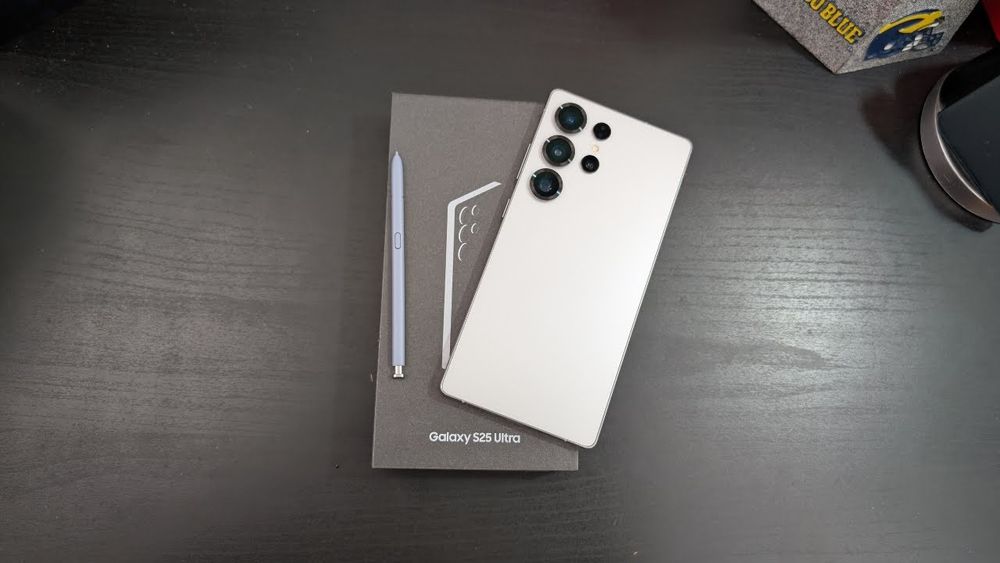 Samsung s25 Ultra Titanium White