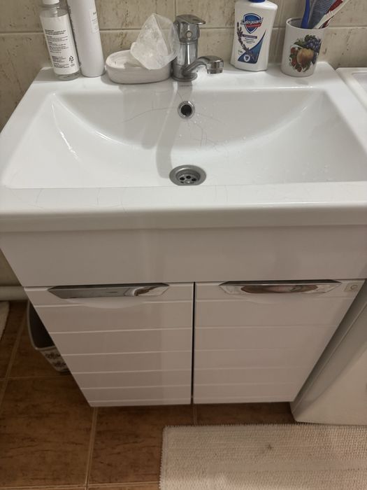 Раковина с тумбой