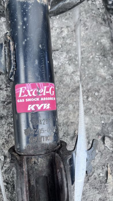 Амортизаторы на Лексус RX-300 Kayaba буу