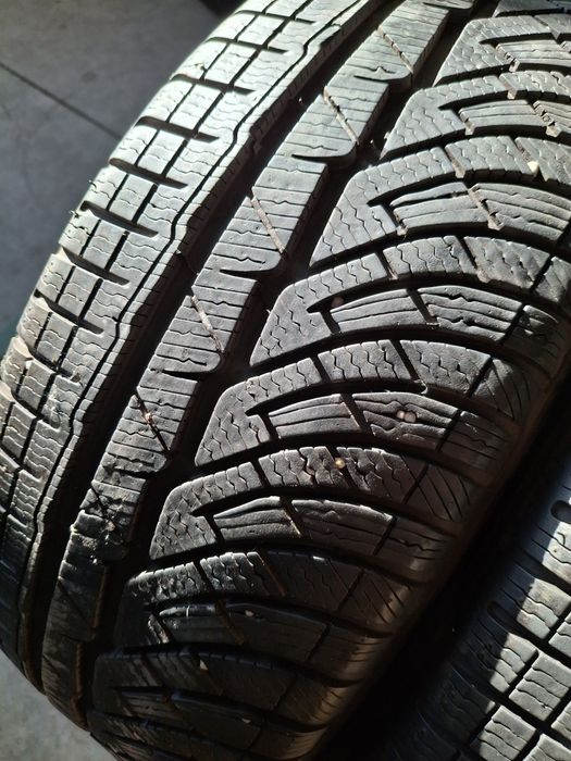 2 Anvelope  de iarnă 225 45 r18 Michelin