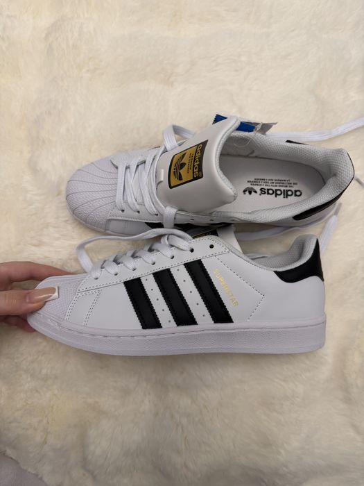 Кроссовки Adidas Superstar
