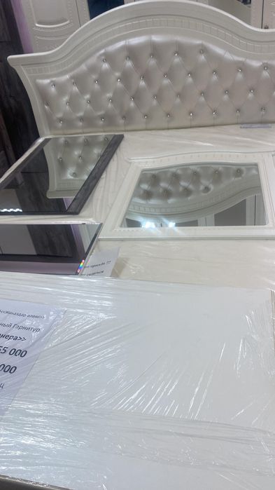 Продам спальня Венера 5д