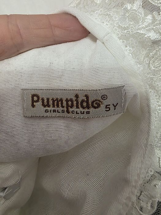 Грациозна бяла рокля за принцеси!