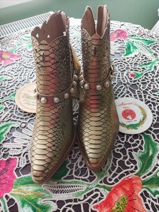 Ciocate din piele de ocazie