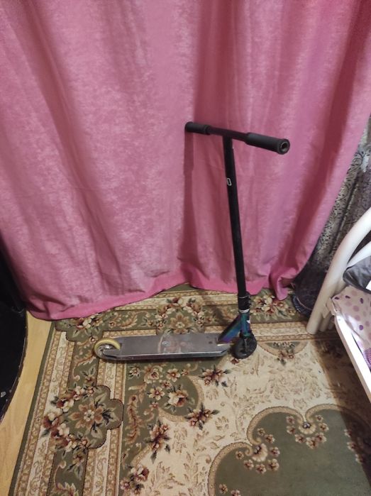 Трюковой самокат скут