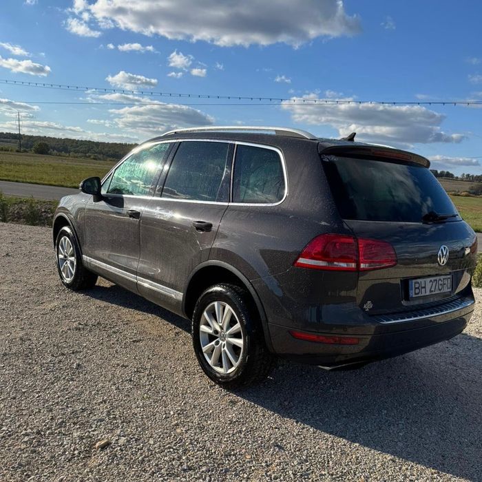 VOLKSWAGEN Touareg 2012 — imagine 4