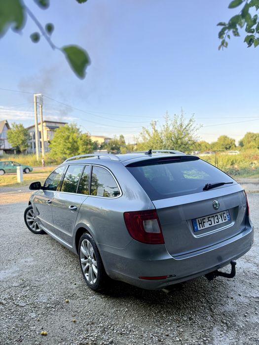 SKODA Superb 2010 — imagine 2