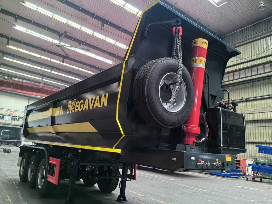 Самосвальный полуприцеп марки CIMC - MEGAVAN