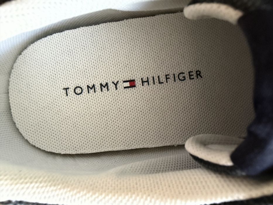 Tenși / Adidași  Tommy Hilfiger Vulc Low – Mărimea 40 – Noi, la cutie