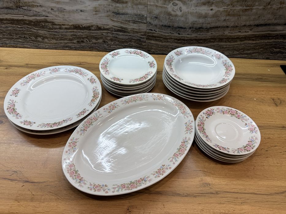 Столовый набор, тарелки