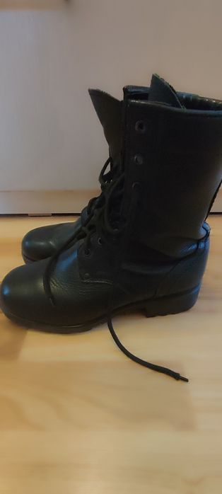 Продам берцы ,б/у,41 размер