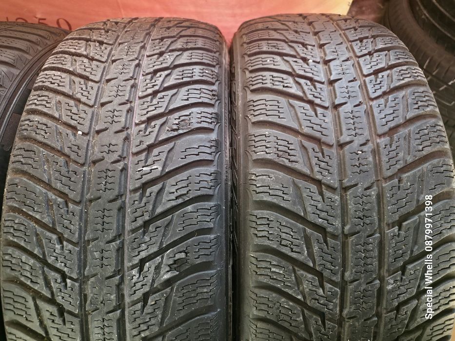 215/60R17 зимни гуми