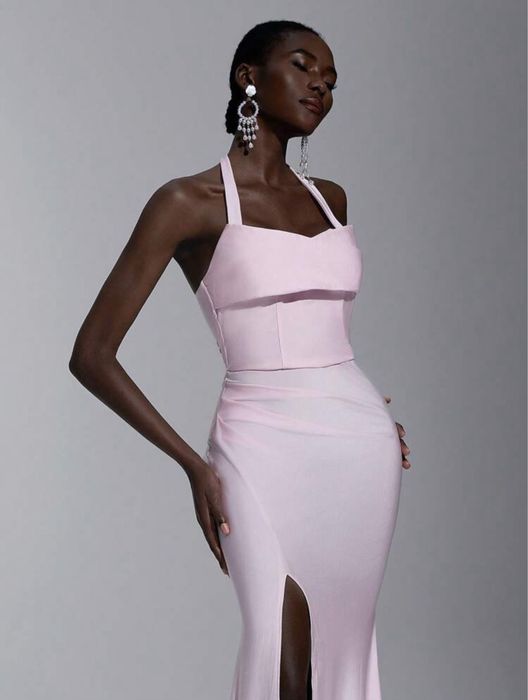 Чисто нова Елегантна, официална, дълга розова рокля с цепка, размер L  Л, материя сатен и еластан, за бал или гост на сватба