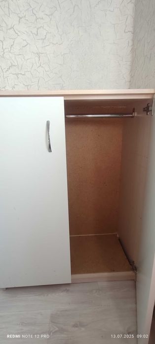 Продам детский плательный шкаф