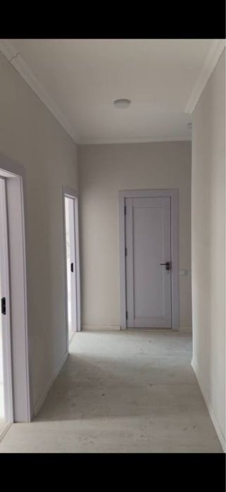 Сергелида 3 хонали квартира сотилади