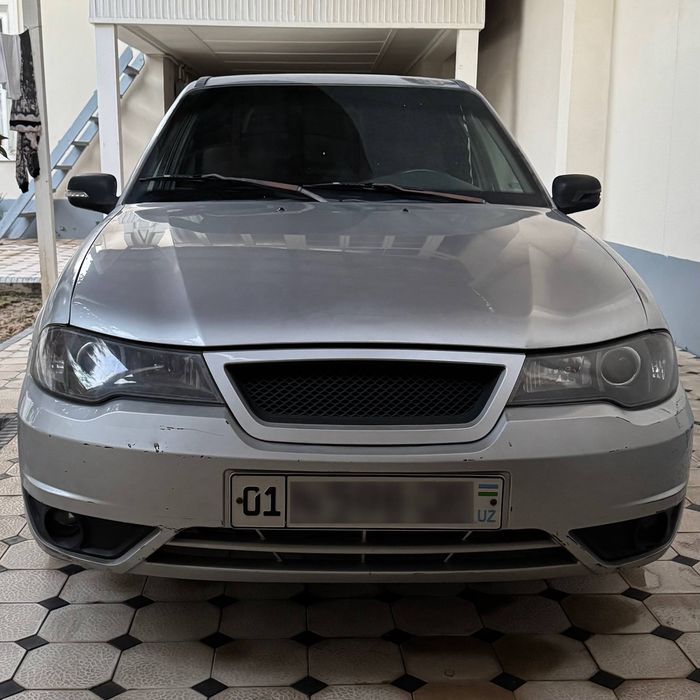 Nexia 2 1.5 sotiladi