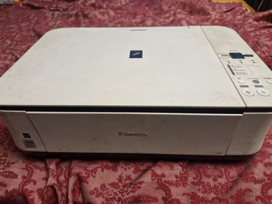 Vand imprimanta  color Canon