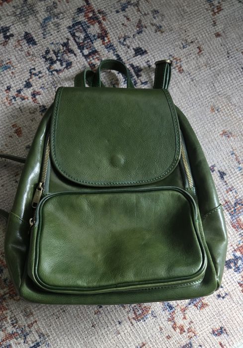 Раница Vera Italy естествена кожа в невероятен смарагдов цвят!