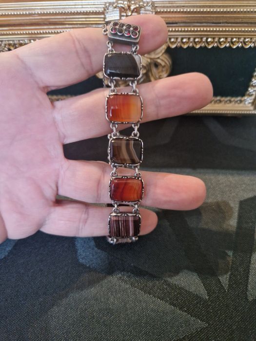 Уникална антикварна сребърна гривна