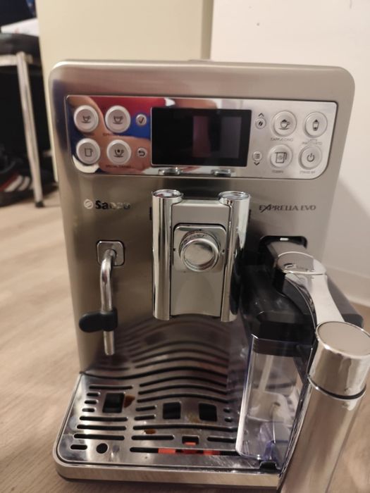 Кафе машина SAECO