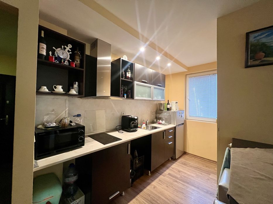 Дава се под наем Двустаен апартамент в с. Рогачево, Област Добрич - 70 кв.м за 498.27 € - Снимка #2