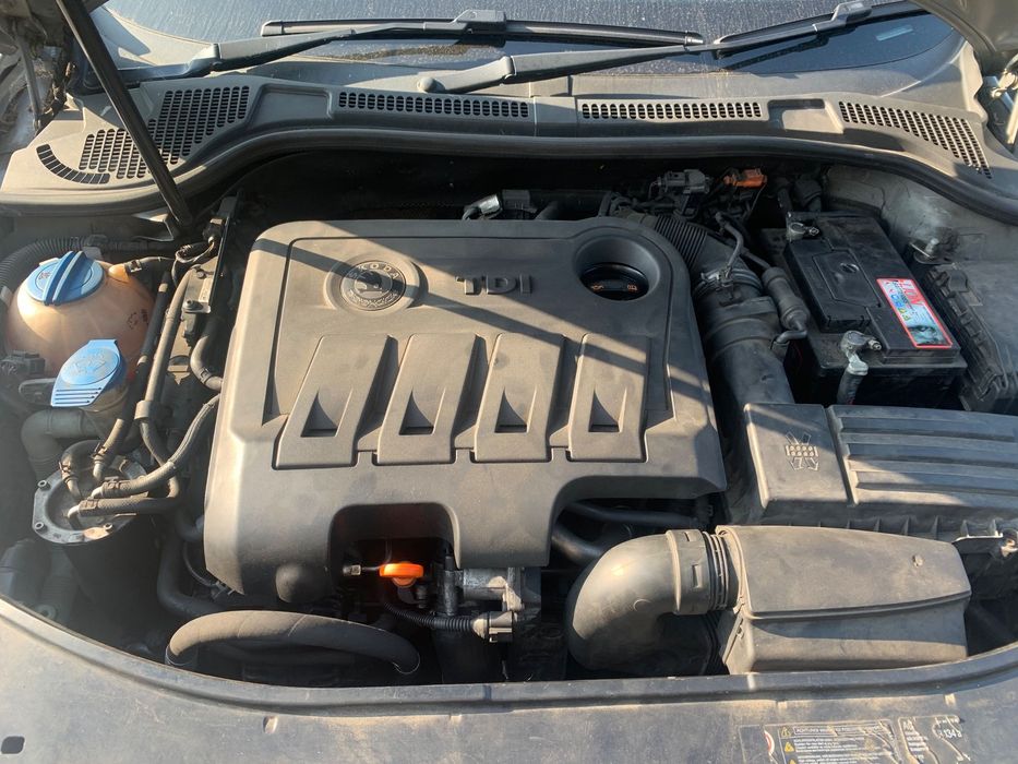 DEZMEMBREZ Piese Auto Skoda Octavia 3 Motor 1.6 Diesel cod CLH Euro 6 Cutie viteze Automata 7G Fata Completa Bara Fata capota Far aripa portiera fata spate Stanga dreapta portbagaj Interior piele Navigatie