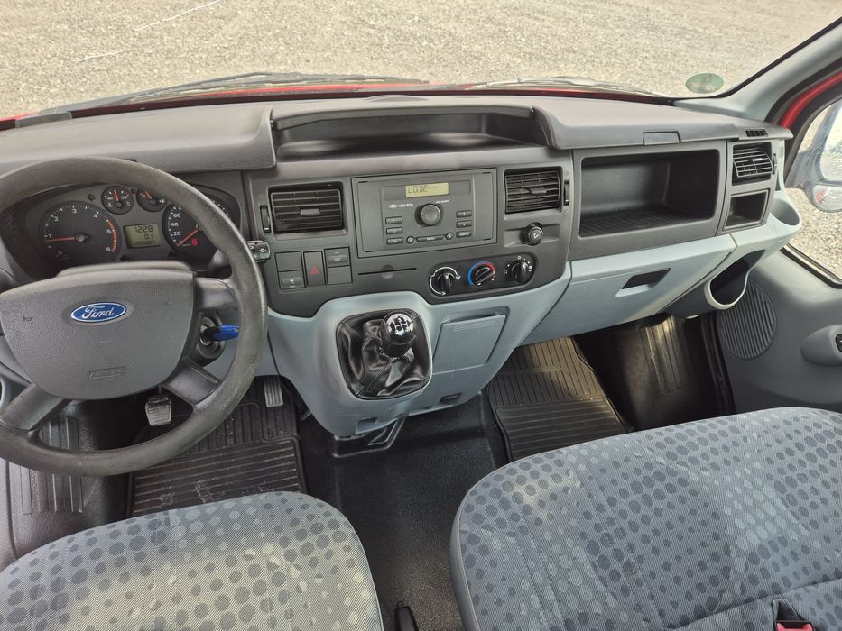 Autoutilitara Ford Transit ( variante)