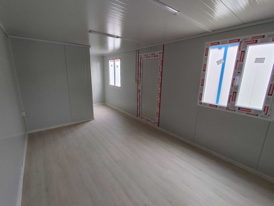 Контейнери 300/600 см. със санитарен възел