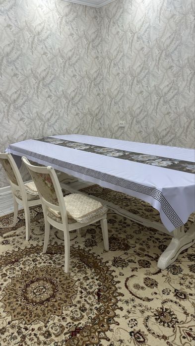 Стол  со стульями