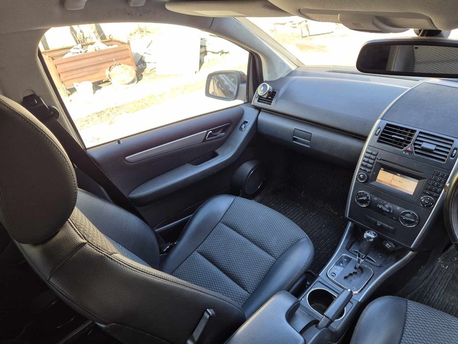 Mercedes A180CDI W169 109кс Facelift  автоматик НА ЧАСТИ!