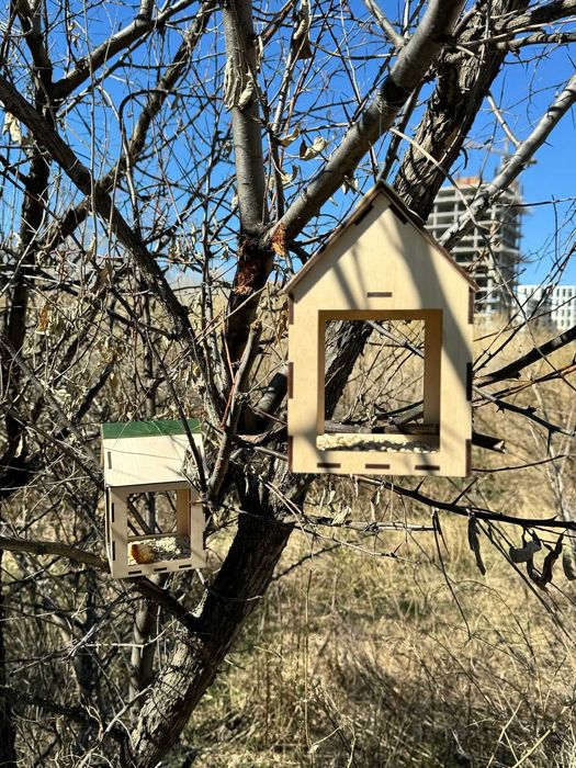 Кормушка для птиц