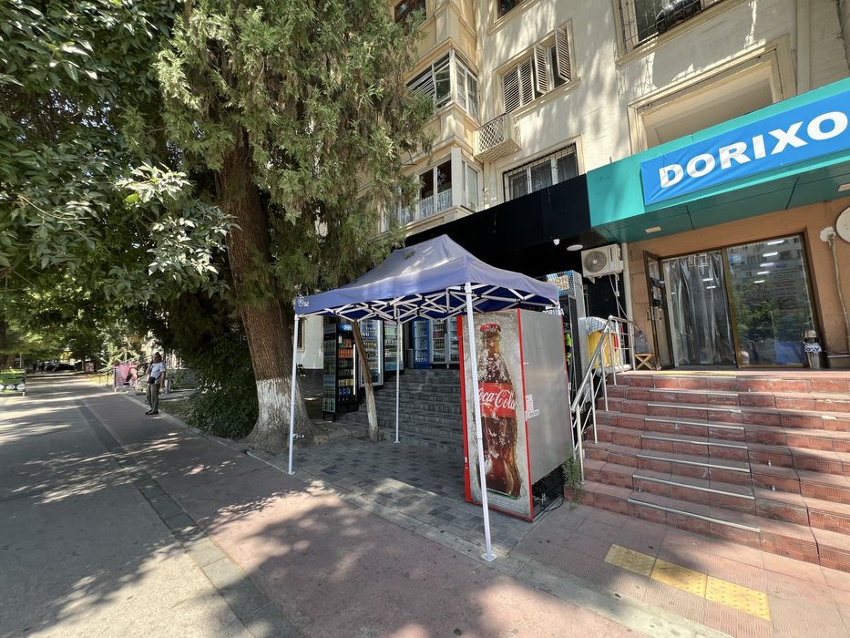 Tayyor biznes: Odam gavjum joyda oziq -ovqat do'koni sotiladi