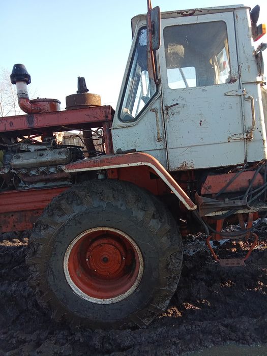 Продам т 150 в отличном состоянии