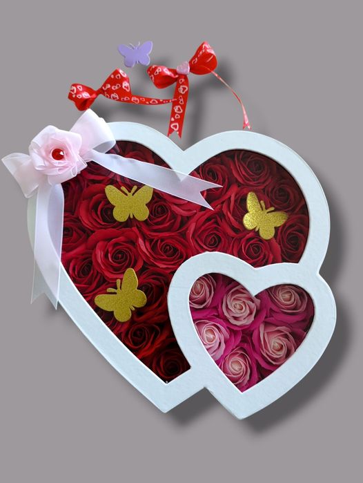 Aranjament cu trandafiri de sapun in forma de inima
