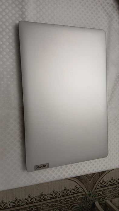 Продаю ноутбук Lenovo