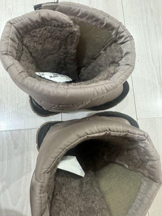 Продам детские сапоги