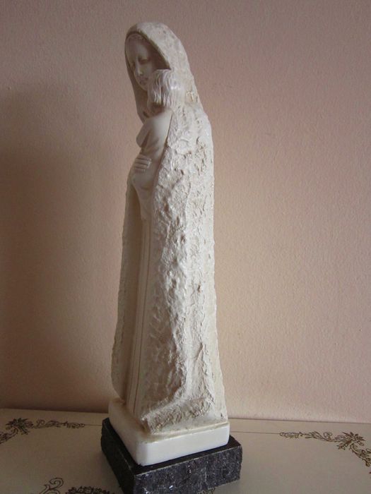 cadou rar si deosebit Madonna Maria, semnat Franta 1960 handmade
