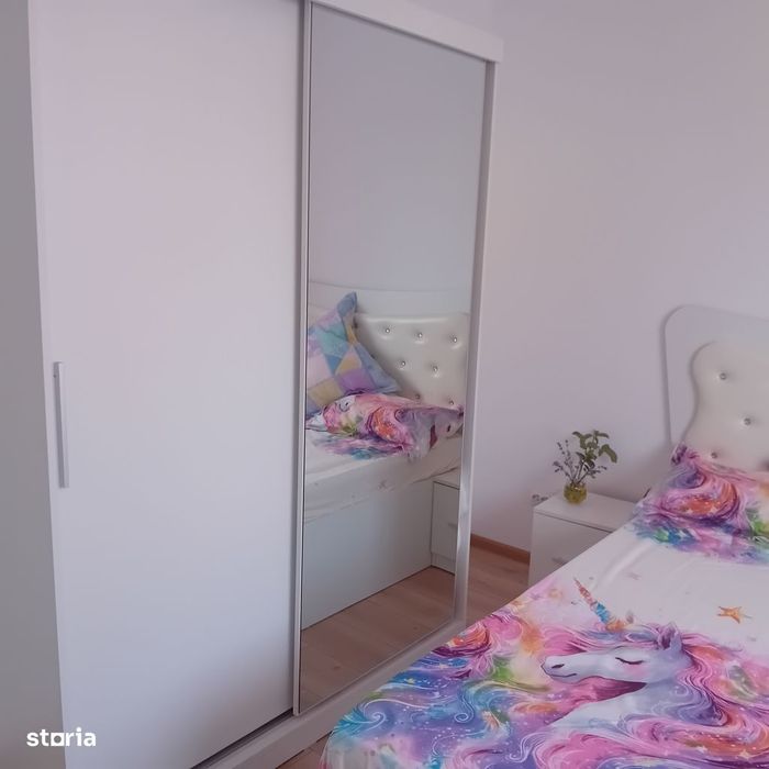 Casă cu 3 camere, curte și mansardă utilizabilă