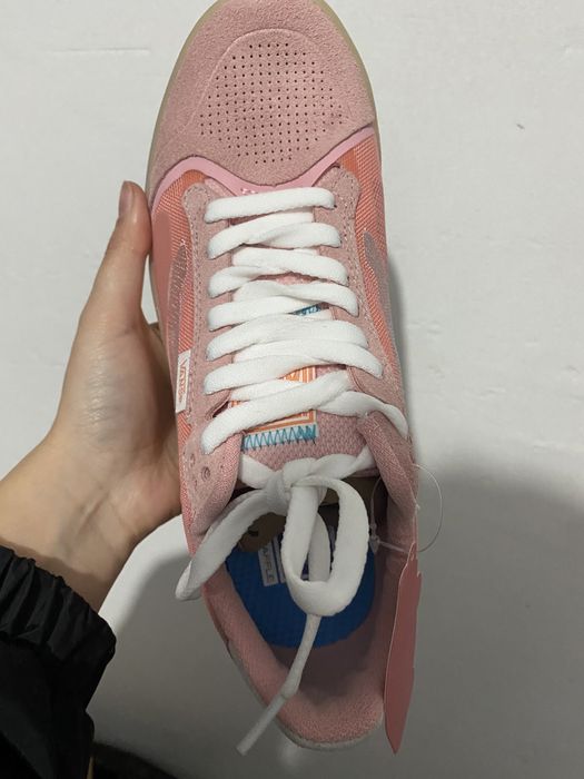 Vand Vans Ultimatewaf, noi