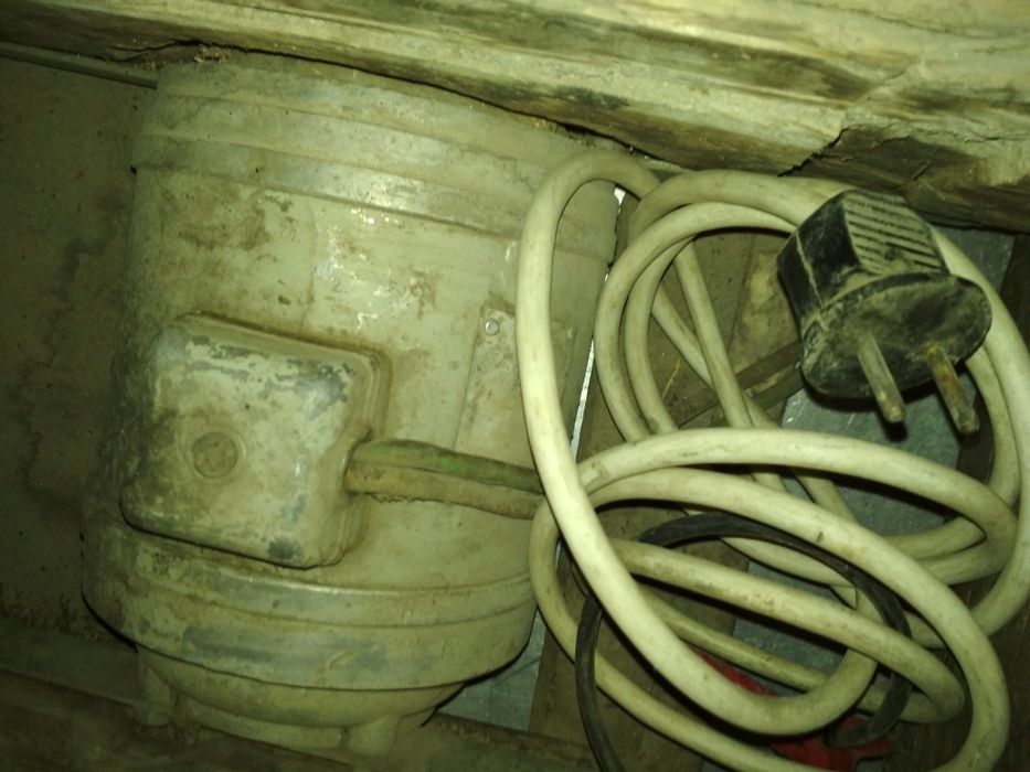 Циркулярка самодельная.