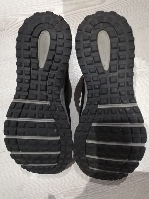 Туристически обувки Skechers за жени