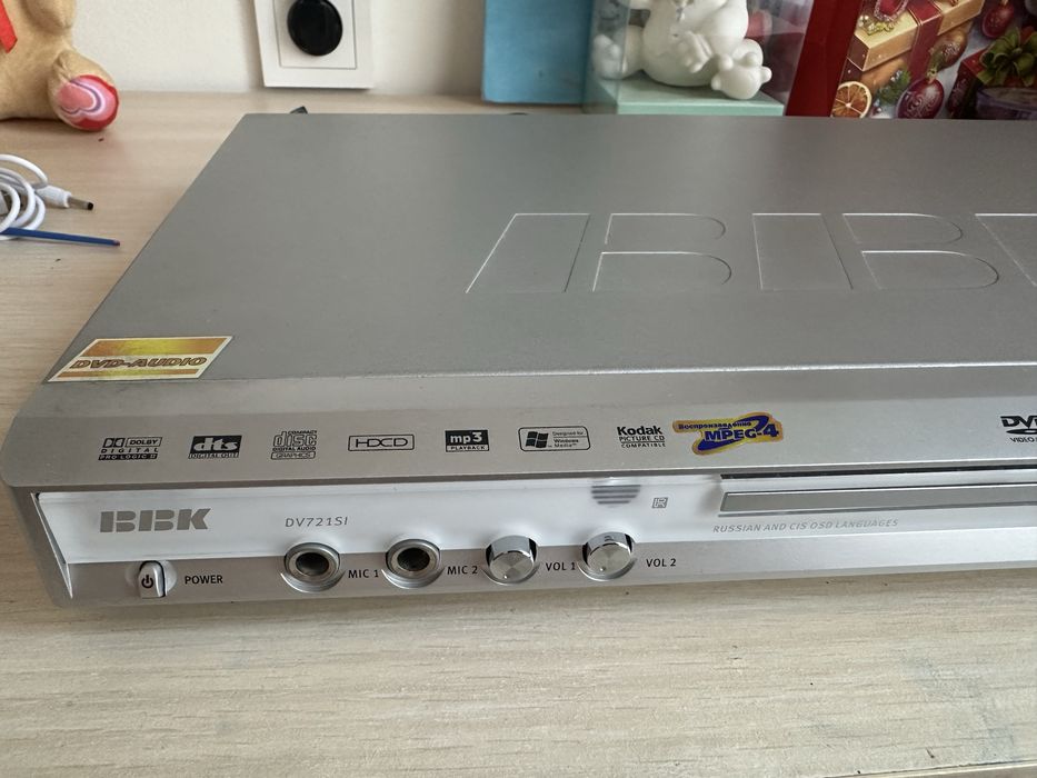 Продам DVD плеер BBK